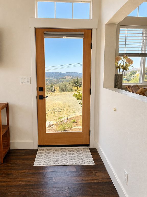 Entryway with valley views